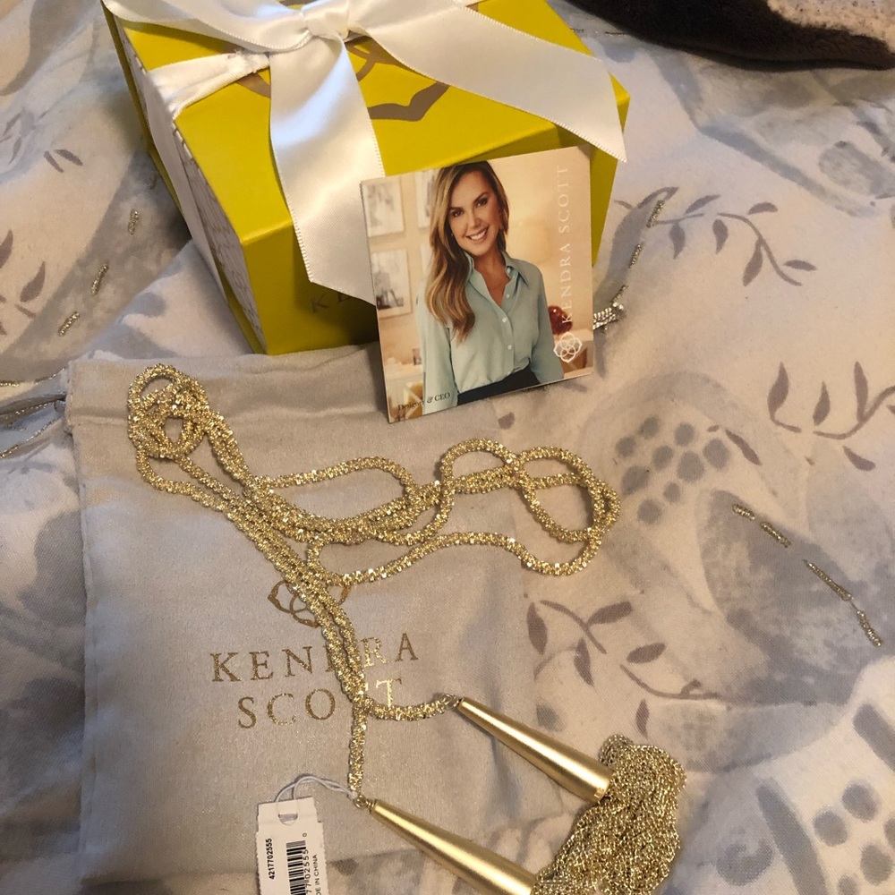 Kendra Scott Phara tie necklace in gold